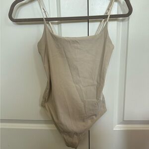 House of Harlow 1960 Cream Ribbed Top